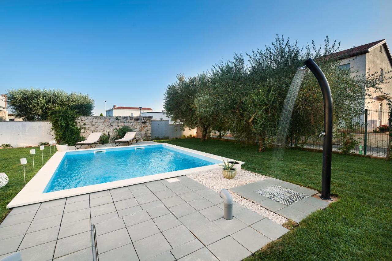 Villa Mediteranea Umago Exterior foto
